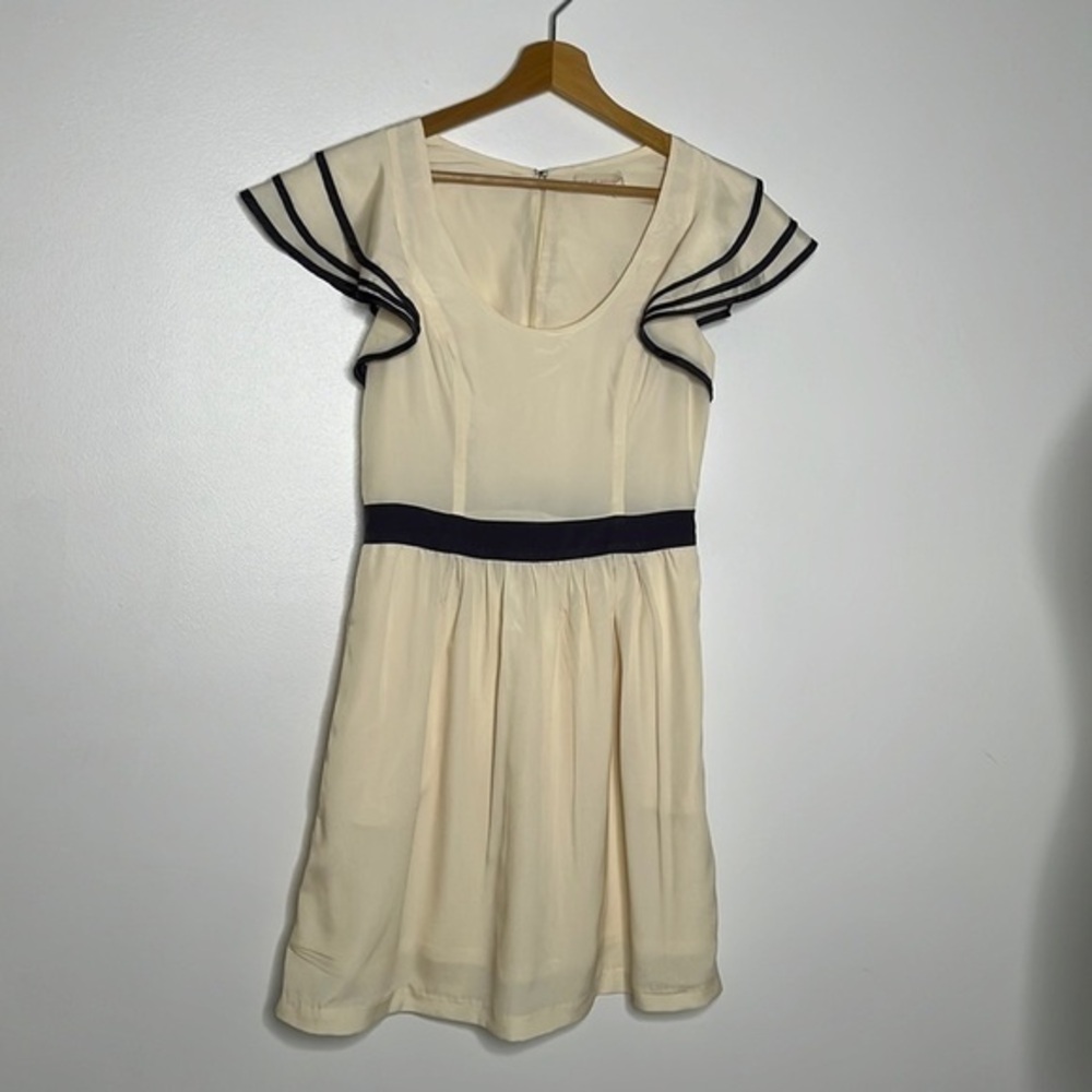 Pins and Needles x Urban Outfitter’s cream & gray Crepe Ruffle-Sleeve Dress